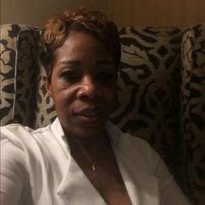 Meet your Posher, Stacie